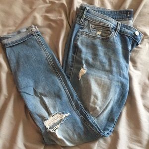 Hollister Crop Jeans